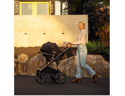 Nuna PIPA Next i-Size Infant Car Seat