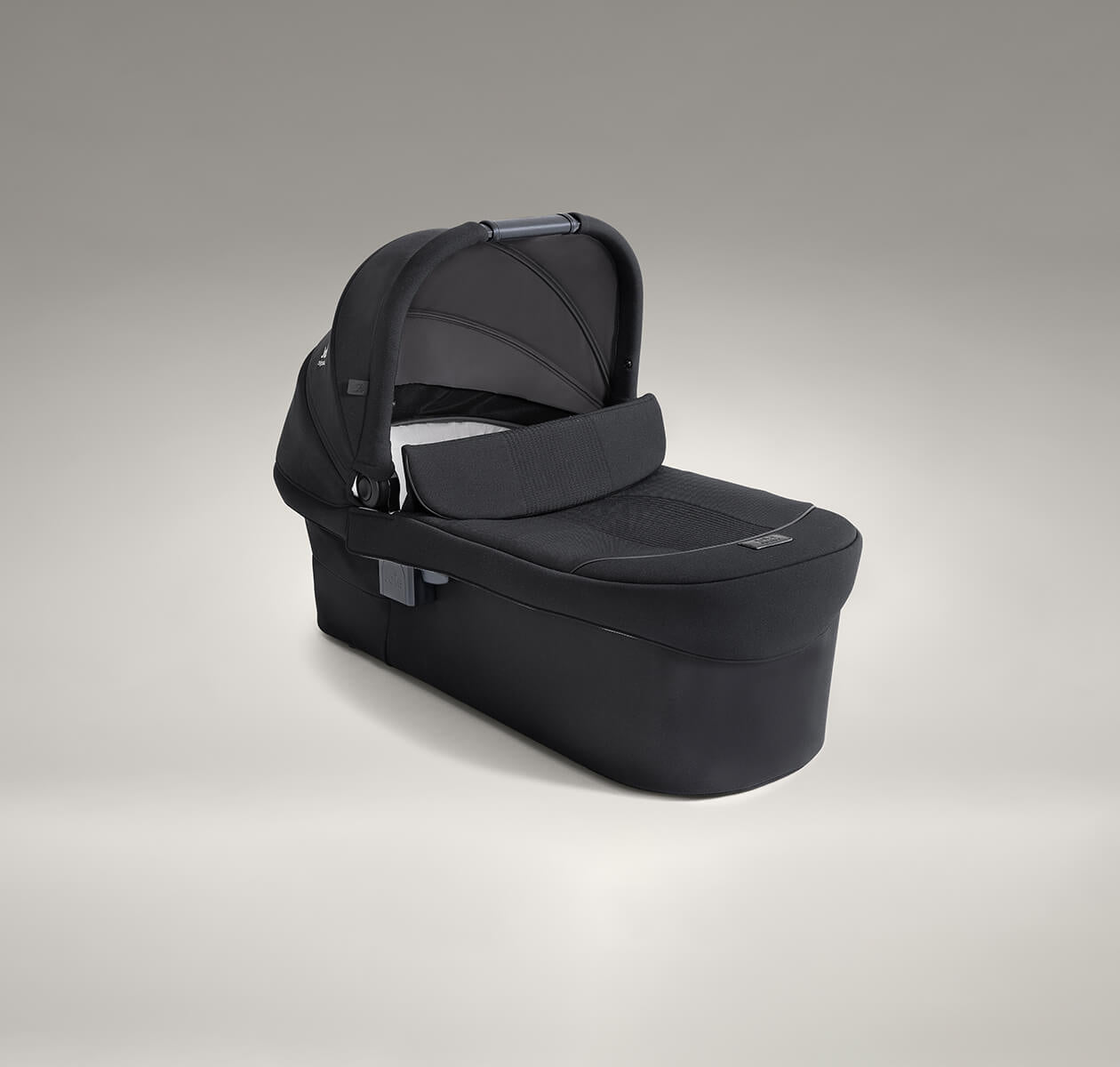 Joie Signature     
Versiti 2n1 - Eclipse